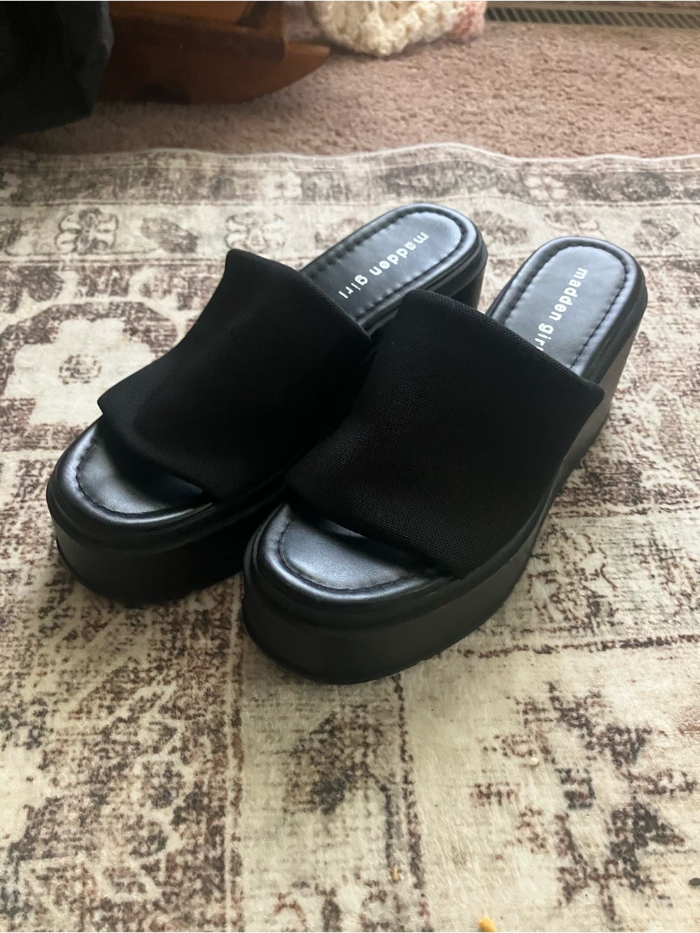 Madden Girl Wesley Black Platform Slide Sandals